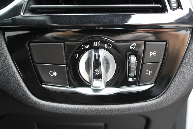 BMW 6シリーズ 630i ｸﾞﾗﾝﾂｰﾘｽﾓ Mｽﾎﾟｰﾂ ｾﾚｸﾄP ﾊﾟﾉﾗﾏｻﾝﾙｰﾌ ｲﾉﾍﾞｰｼｮﾝP ﾘﾓｰﾄP 全席ﾋｰﾀｰ黒革 ﾘｱｼｰﾄ電動可倒調整 ﾊｰﾏﾝｶｰﾄﾞﾝ 追従ACC HUD LEDﾍｯﾄﾞﾗｲﾄ 4ｿﾞｰﾝｴｱｺﾝ 360度ｶﾒﾗ ﾀｯﾁ画面HDDﾅﾋﾞｼﾞｪｽﾁｬｰC ﾜｲﾔﾚｽ充電 ﾌﾙｾｸﾞTV 液晶ﾒｰﾀｰ  2年保証