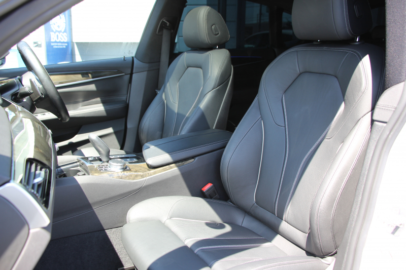 BMW 6シリーズ 630i ｸﾞﾗﾝﾂｰﾘｽﾓ Mｽﾎﾟｰﾂ ｾﾚｸﾄP ﾊﾟﾉﾗﾏｻﾝﾙｰﾌ ｲﾉﾍﾞｰｼｮﾝP ﾘﾓｰﾄP 全席ﾋｰﾀｰ黒革 ﾘｱｼｰﾄ電動可倒調整 ﾊｰﾏﾝｶｰﾄﾞﾝ 追従ACC HUD LEDﾍｯﾄﾞﾗｲﾄ 4ｿﾞｰﾝｴｱｺﾝ 360度ｶﾒﾗ ﾀｯﾁ画面HDDﾅﾋﾞｼﾞｪｽﾁｬｰC ﾜｲﾔﾚｽ充電 ﾌﾙｾｸﾞTV 液晶ﾒｰﾀｰ  2年保証