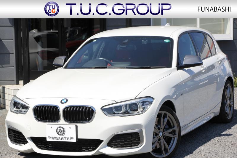 BMW 1シリーズ M140i 後期 340馬力 直6ﾀｰﾎﾞB58新ｴﾝｼﾞﾝ ﾋｰﾀｰ赤革 LEDﾍｯﾄﾞﾗｲﾄ ｱﾀﾞﾌﾟﾃｨﾌﾞMｻｽ 専用ﾌﾞﾚｰｷ 18AW HDDﾅﾋﾞ衝突軽減ﾌﾞﾚｰｷ 車線逸脱警告 歩行者警告 ﾌﾞﾚｰｷ付ｸﾙｺﾝ 専用ｴｱﾛ 後輪駆動 2年保証