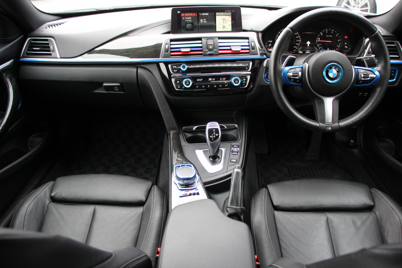 BMW 4シリーズ 420i ｸｰﾍﾟMｽﾎﾟｰﾂ 後期 ﾋｰﾀｰ黒革 LEDﾍｯﾄﾞﾗｲﾄ LEDﾃｰﾙ 追従ACC 液晶ﾒｰﾀｰ ﾌﾙｾｸﾞTV ﾀｯﾁ画面HDDﾅﾋﾞMﾊﾟﾌｫｰﾏﾝｽﾌﾞﾚｰｷ 新ﾐﾗｰETC2.0 ﾚｰﾝﾁｪﾝｼﾞ警告 衝突軽減ﾌﾞﾚｰｷ 車線逸脱警告 歩行者警告 ｽﾏｰﾄｷｰ 2年保証