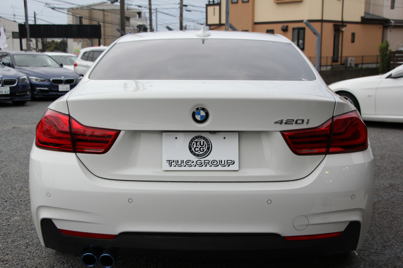 BMW 4シリーズ 420i ｸｰﾍﾟMｽﾎﾟｰﾂ 後期 ﾋｰﾀｰ黒革 LEDﾍｯﾄﾞﾗｲﾄ LEDﾃｰﾙ 追従ACC 液晶ﾒｰﾀｰ ﾌﾙｾｸﾞTV ﾀｯﾁ画面HDDﾅﾋﾞMﾊﾟﾌｫｰﾏﾝｽﾌﾞﾚｰｷ 新ﾐﾗｰETC2.0 ﾚｰﾝﾁｪﾝｼﾞ警告 衝突軽減ﾌﾞﾚｰｷ 車線逸脱警告 歩行者警告 ｽﾏｰﾄｷｰ 2年保証