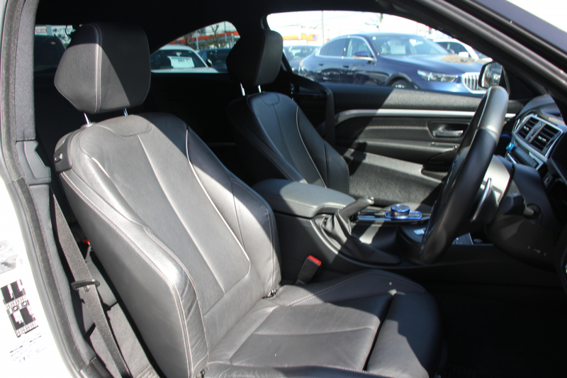 BMW 4シリーズ 420i ｸｰﾍﾟMｽﾎﾟｰﾂ 後期 ﾋｰﾀｰ黒革 LEDﾍｯﾄﾞﾗｲﾄ LEDﾃｰﾙ 追従ACC 液晶ﾒｰﾀｰ ﾌﾙｾｸﾞTV ﾀｯﾁ画面HDDﾅﾋﾞMﾊﾟﾌｫｰﾏﾝｽﾌﾞﾚｰｷ 新ﾐﾗｰETC2.0 ﾚｰﾝﾁｪﾝｼﾞ警告 衝突軽減ﾌﾞﾚｰｷ 車線逸脱警告 歩行者警告 ｽﾏｰﾄｷｰ 2年保証