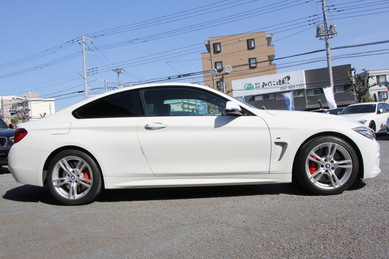 BMW 4シリーズ 420i ｸｰﾍﾟMｽﾎﾟｰﾂ 後期 ﾋｰﾀｰ黒革 LEDﾍｯﾄﾞﾗｲﾄ LEDﾃｰﾙ 追従ACC 液晶ﾒｰﾀｰ ﾌﾙｾｸﾞTV ﾀｯﾁ画面HDDﾅﾋﾞMﾊﾟﾌｫｰﾏﾝｽﾌﾞﾚｰｷ 新ﾐﾗｰETC2.0 ﾚｰﾝﾁｪﾝｼﾞ警告 衝突軽減ﾌﾞﾚｰｷ 車線逸脱警告 歩行者警告 ｽﾏｰﾄｷｰ 2年保証