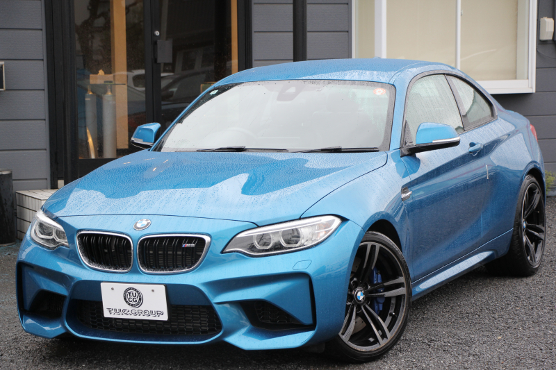 BMW Mシリーズ M2ｸｰﾍﾟMDCT 370馬力 直6ﾀｰﾎﾞ7速DCT ﾋｰﾀｰ黒革 HDDﾅﾋﾞBｶﾒﾗ 専用19AW 専用ﾌﾞﾚｰｷ 衝突軽減ﾌﾞﾚｰｷ 車線逸脱警告 歩行者警告 ﾌﾞﾚｰｷ付ｸﾙｺﾝ ｽﾏｰﾄｷｰ ｶｰﾎﾞﾝｲﾝﾃﾘｱﾄﾘﾑ ﾊﾟﾄﾞﾙｼﾌﾄ 2年保証