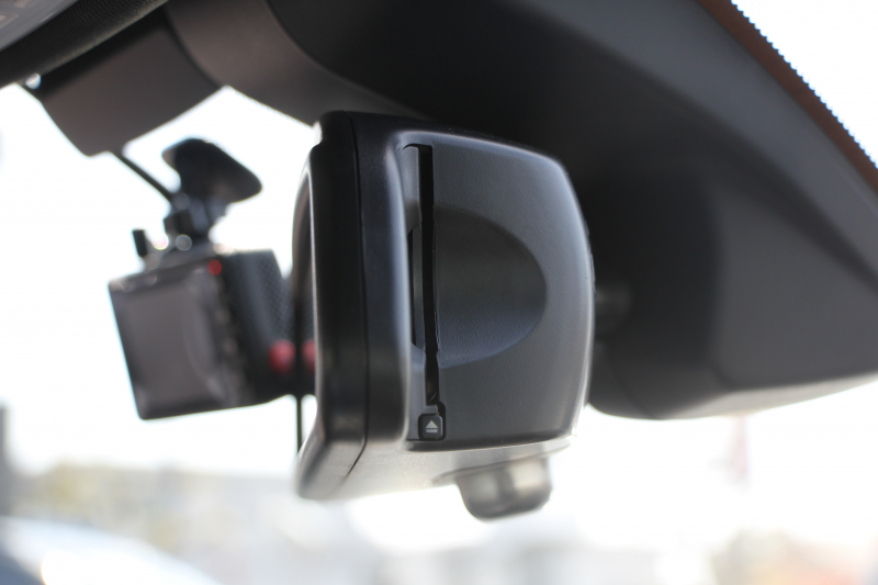 BMW Mシリーズ M2ｸｰﾍﾟMDCT 370馬力 直6ﾀｰﾎﾞ7速DCT ﾋｰﾀｰ黒革 HDDﾅﾋﾞBｶﾒﾗ 専用19AW 専用ﾌﾞﾚｰｷ 衝突軽減ﾌﾞﾚｰｷ 車線逸脱警告 歩行者警告 ﾌﾞﾚｰｷ付ｸﾙｺﾝ ｽﾏｰﾄｷｰ ｶｰﾎﾞﾝｲﾝﾃﾘｱﾄﾘﾑ ﾊﾟﾄﾞﾙｼﾌﾄ 2年保証