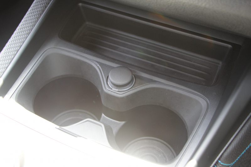 BMW Mシリーズ M2ｸｰﾍﾟMDCT 370馬力 直6ﾀｰﾎﾞ7速DCT ﾋｰﾀｰ黒革 HDDﾅﾋﾞBｶﾒﾗ 専用19AW 専用ﾌﾞﾚｰｷ 衝突軽減ﾌﾞﾚｰｷ 車線逸脱警告 歩行者警告 ﾌﾞﾚｰｷ付ｸﾙｺﾝ ｽﾏｰﾄｷｰ ｶｰﾎﾞﾝｲﾝﾃﾘｱﾄﾘﾑ ﾊﾟﾄﾞﾙｼﾌﾄ 2年保証