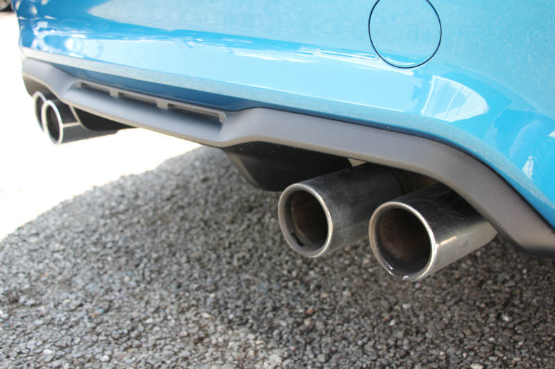 BMW Mシリーズ M2ｸｰﾍﾟMDCT 370馬力 直6ﾀｰﾎﾞ7速DCT ﾋｰﾀｰ黒革 HDDﾅﾋﾞBｶﾒﾗ 専用19AW 専用ﾌﾞﾚｰｷ 衝突軽減ﾌﾞﾚｰｷ 車線逸脱警告 歩行者警告 ﾌﾞﾚｰｷ付ｸﾙｺﾝ ｽﾏｰﾄｷｰ ｶｰﾎﾞﾝｲﾝﾃﾘｱﾄﾘﾑ ﾊﾟﾄﾞﾙｼﾌﾄ 2年保証