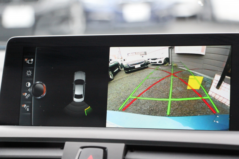 BMW Mシリーズ M2ｸｰﾍﾟMDCT 370馬力 直6ﾀｰﾎﾞ7速DCT ﾋｰﾀｰ黒革 HDDﾅﾋﾞBｶﾒﾗ 専用19AW 専用ﾌﾞﾚｰｷ 衝突軽減ﾌﾞﾚｰｷ 車線逸脱警告 歩行者警告 ﾌﾞﾚｰｷ付ｸﾙｺﾝ ｽﾏｰﾄｷｰ ｶｰﾎﾞﾝｲﾝﾃﾘｱﾄﾘﾑ ﾊﾟﾄﾞﾙｼﾌﾄ 2年保証