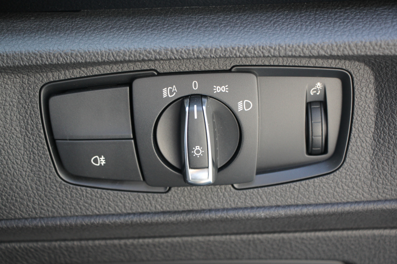 BMW Mシリーズ M2ｸｰﾍﾟMDCT 370馬力 直6ﾀｰﾎﾞ7速DCT ﾋｰﾀｰ黒革 HDDﾅﾋﾞBｶﾒﾗ 専用19AW 専用ﾌﾞﾚｰｷ 衝突軽減ﾌﾞﾚｰｷ 車線逸脱警告 歩行者警告 ﾌﾞﾚｰｷ付ｸﾙｺﾝ ｽﾏｰﾄｷｰ ｶｰﾎﾞﾝｲﾝﾃﾘｱﾄﾘﾑ ﾊﾟﾄﾞﾙｼﾌﾄ 2年保証