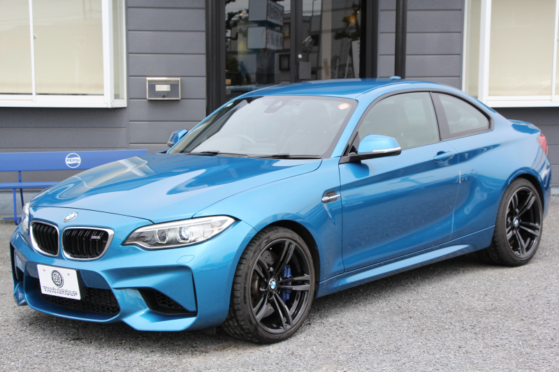 BMW Mシリーズ M2ｸｰﾍﾟMDCT 370馬力 直6ﾀｰﾎﾞ7速DCT ﾋｰﾀｰ黒革 HDDﾅﾋﾞBｶﾒﾗ 専用19AW 専用ﾌﾞﾚｰｷ 衝突軽減ﾌﾞﾚｰｷ 車線逸脱警告 歩行者警告 ﾌﾞﾚｰｷ付ｸﾙｺﾝ ｽﾏｰﾄｷｰ ｶｰﾎﾞﾝｲﾝﾃﾘｱﾄﾘﾑ ﾊﾟﾄﾞﾙｼﾌﾄ 2年保証