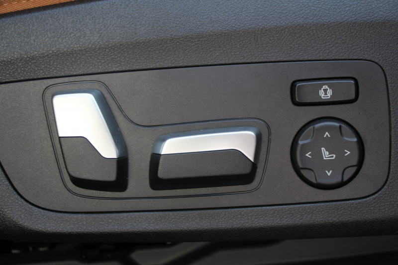 BMW X3 Xdrive20d Mｽﾎﾟｰﾂ ﾊｲﾗｲﾝ 1ｵｰﾅ ｺﾆｬｯｸﾚｻﾞｰ 全席ｼｰﾄﾋｰﾀｰ ｵﾌﾟｼｮﾝ20AW HUD ｼﾞｪｽﾁｬｰC LEDﾍｯﾄﾞﾗｲﾄ ｵｰﾄﾊｲﾋﾞｰﾑ ﾀｯﾁﾊﾟﾈﾙ対応HDDﾅﾋﾞTV ﾜｲﾔﾚｽ充電 液晶ﾒｰﾀｰ 360度ｶﾒﾗ ｽﾃｱﾘﾝｸﾞｻﾎﾟｰﾄ 追従ACC 衝突軽減ﾌﾞﾚｰｷ 電動ﾄﾗﾝｸ 2年保証