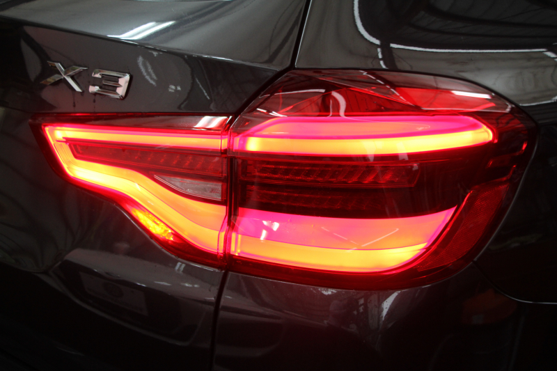 BMW X3 Xdrive20d Mｽﾎﾟｰﾂ ﾊｲﾗｲﾝ 1ｵｰﾅ ｺﾆｬｯｸﾚｻﾞｰ 全席ｼｰﾄﾋｰﾀｰ ｵﾌﾟｼｮﾝ20AW HUD ｼﾞｪｽﾁｬｰC LEDﾍｯﾄﾞﾗｲﾄ ｵｰﾄﾊｲﾋﾞｰﾑ ﾀｯﾁﾊﾟﾈﾙ対応HDDﾅﾋﾞTV ﾜｲﾔﾚｽ充電 液晶ﾒｰﾀｰ 360度ｶﾒﾗ ｽﾃｱﾘﾝｸﾞｻﾎﾟｰﾄ 追従ACC 衝突軽減ﾌﾞﾚｰｷ 電動ﾄﾗﾝｸ 2年保証