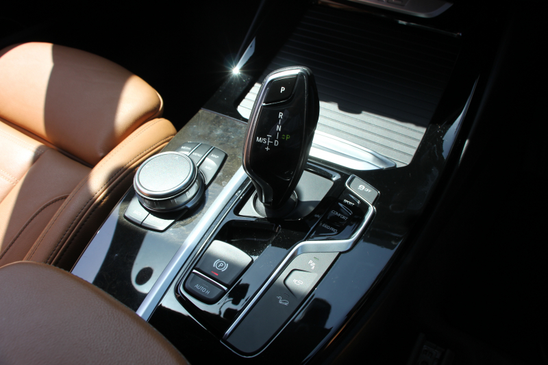 BMW X3 Xdrive20d Mｽﾎﾟｰﾂ ﾊｲﾗｲﾝ 1ｵｰﾅ ｺﾆｬｯｸﾚｻﾞｰ 全席ｼｰﾄﾋｰﾀｰ ｵﾌﾟｼｮﾝ20AW HUD ｼﾞｪｽﾁｬｰC LEDﾍｯﾄﾞﾗｲﾄ ｵｰﾄﾊｲﾋﾞｰﾑ ﾀｯﾁﾊﾟﾈﾙ対応HDDﾅﾋﾞTV ﾜｲﾔﾚｽ充電 液晶ﾒｰﾀｰ 360度ｶﾒﾗ ｽﾃｱﾘﾝｸﾞｻﾎﾟｰﾄ 追従ACC 衝突軽減ﾌﾞﾚｰｷ 電動ﾄﾗﾝｸ 2年保証