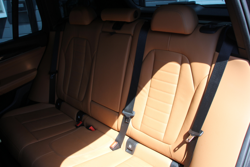 BMW X3 Xdrive20d Mｽﾎﾟｰﾂ ﾊｲﾗｲﾝ 1ｵｰﾅ ｺﾆｬｯｸﾚｻﾞｰ 全席ｼｰﾄﾋｰﾀｰ ｵﾌﾟｼｮﾝ20AW HUD ｼﾞｪｽﾁｬｰC LEDﾍｯﾄﾞﾗｲﾄ ｵｰﾄﾊｲﾋﾞｰﾑ ﾀｯﾁﾊﾟﾈﾙ対応HDDﾅﾋﾞTV ﾜｲﾔﾚｽ充電 液晶ﾒｰﾀｰ 360度ｶﾒﾗ ｽﾃｱﾘﾝｸﾞｻﾎﾟｰﾄ 追従ACC 衝突軽減ﾌﾞﾚｰｷ 電動ﾄﾗﾝｸ 2年保証