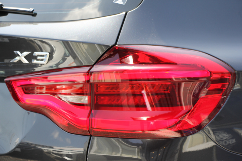 BMW X3 Xdrive20d Mｽﾎﾟｰﾂ ﾊｲﾗｲﾝ 1ｵｰﾅ ｺﾆｬｯｸﾚｻﾞｰ 全席ｼｰﾄﾋｰﾀｰ ｵﾌﾟｼｮﾝ20AW HUD ｼﾞｪｽﾁｬｰC LEDﾍｯﾄﾞﾗｲﾄ ｵｰﾄﾊｲﾋﾞｰﾑ ﾀｯﾁﾊﾟﾈﾙ対応HDDﾅﾋﾞTV ﾜｲﾔﾚｽ充電 液晶ﾒｰﾀｰ 360度ｶﾒﾗ ｽﾃｱﾘﾝｸﾞｻﾎﾟｰﾄ 追従ACC 衝突軽減ﾌﾞﾚｰｷ 電動ﾄﾗﾝｸ 2年保証