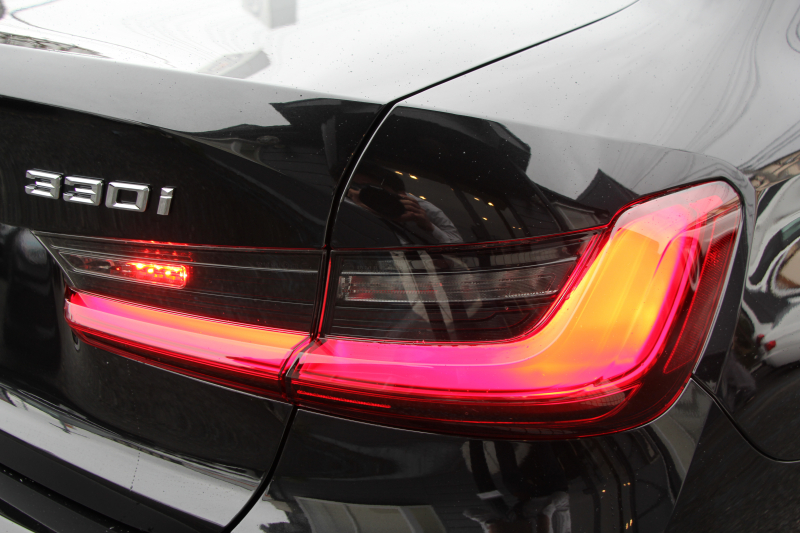 BMW 3シリーズ 330i Mｽﾎﾟｰﾂ ｲﾉﾍﾞｰｼｮﾝP ﾌｧｽﾄﾄﾗｯｸP ｺﾝﾌｫｰﾄP ﾚｰｻﾞｰﾗｲﾄ HUD ｼﾞｪｽﾁｬｰC ｱﾀﾞﾌﾟﾃｨﾌﾞMｻｽ Mspﾌﾞﾚｰｷ Mspﾃﾞﾌ 19AW Pｱｼｽﾄﾌﾟﾗｽ 360度ｶﾒﾗ 追従ACC ﾊﾝｽﾞｵﾌ HDDﾅﾋﾞ ﾌﾙｾｸﾞTV ｼｰﾄﾋｰﾀｰ 電動ﾄﾗﾝｸ  2年保証