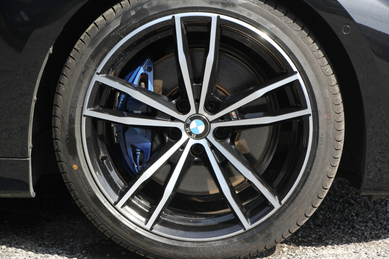 BMW 3シリーズ 330i Mｽﾎﾟｰﾂ ｲﾉﾍﾞｰｼｮﾝP ﾌｧｽﾄﾄﾗｯｸP ｺﾝﾌｫｰﾄP ﾚｰｻﾞｰﾗｲﾄ HUD ｼﾞｪｽﾁｬｰC ｱﾀﾞﾌﾟﾃｨﾌﾞMｻｽ Mspﾌﾞﾚｰｷ Mspﾃﾞﾌ 19AW Pｱｼｽﾄﾌﾟﾗｽ 360度ｶﾒﾗ ﾌﾙｾｸﾞTV 258馬力 追従ACC ﾊﾝｽﾞｵﾌ HDDﾅﾋﾞ ﾌﾙｾｸﾞTV ｼｰﾄﾋｰﾀｰ 電動ﾄﾗﾝｸ  2年保証