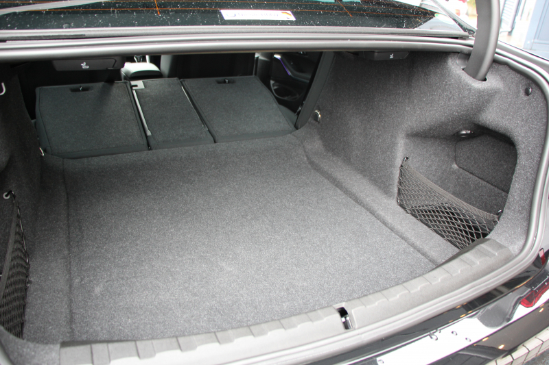 BMW 3シリーズ 330i Mｽﾎﾟｰﾂ ｲﾉﾍﾞｰｼｮﾝP ﾌｧｽﾄﾄﾗｯｸP ｺﾝﾌｫｰﾄP ﾚｰｻﾞｰﾗｲﾄ HUD ｼﾞｪｽﾁｬｰC ｱﾀﾞﾌﾟﾃｨﾌﾞMｻｽ Mspﾌﾞﾚｰｷ Mspﾃﾞﾌ 19AW Pｱｼｽﾄﾌﾟﾗｽ 360度ｶﾒﾗ 追従ACC ﾊﾝｽﾞｵﾌ HDDﾅﾋﾞ ﾌﾙｾｸﾞTV ｼｰﾄﾋｰﾀｰ 電動ﾄﾗﾝｸ  2年保証