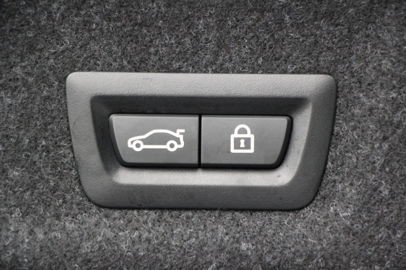 BMW 3シリーズ 330i Mｽﾎﾟｰﾂ ｲﾉﾍﾞｰｼｮﾝP ﾌｧｽﾄﾄﾗｯｸP ｺﾝﾌｫｰﾄP ﾚｰｻﾞｰﾗｲﾄ HUD ｼﾞｪｽﾁｬｰC ｱﾀﾞﾌﾟﾃｨﾌﾞMｻｽ Mspﾌﾞﾚｰｷ Mspﾃﾞﾌ 19AW Pｱｼｽﾄﾌﾟﾗｽ 360度ｶﾒﾗ 追従ACC ﾊﾝｽﾞｵﾌ HDDﾅﾋﾞ ﾌﾙｾｸﾞTV ｼｰﾄﾋｰﾀｰ 電動ﾄﾗﾝｸ  2年保証