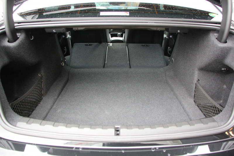 BMW 3シリーズ 330i Mｽﾎﾟｰﾂ ｲﾉﾍﾞｰｼｮﾝP ﾌｧｽﾄﾄﾗｯｸP ｺﾝﾌｫｰﾄP ﾚｰｻﾞｰﾗｲﾄ HUD ｼﾞｪｽﾁｬｰC ｱﾀﾞﾌﾟﾃｨﾌﾞMｻｽ Mspﾌﾞﾚｰｷ Mspﾃﾞﾌ 19AW Pｱｼｽﾄﾌﾟﾗｽ 360度ｶﾒﾗ 追従ACC ﾊﾝｽﾞｵﾌ HDDﾅﾋﾞ ﾌﾙｾｸﾞTV ｼｰﾄﾋｰﾀｰ 電動ﾄﾗﾝｸ  2年保証