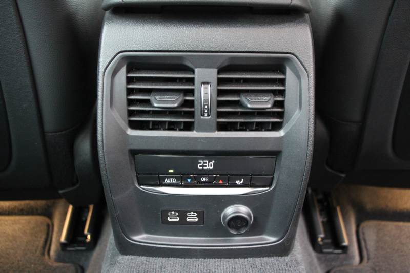 BMW 3シリーズ 330i Mｽﾎﾟｰﾂ ｲﾉﾍﾞｰｼｮﾝP ﾌｧｽﾄﾄﾗｯｸP ｺﾝﾌｫｰﾄP ﾚｰｻﾞｰﾗｲﾄ HUD ｼﾞｪｽﾁｬｰC ｱﾀﾞﾌﾟﾃｨﾌﾞMｻｽ Mspﾌﾞﾚｰｷ Mspﾃﾞﾌ 19AW Pｱｼｽﾄﾌﾟﾗｽ 360度ｶﾒﾗ 追従ACC ﾊﾝｽﾞｵﾌ HDDﾅﾋﾞ ﾌﾙｾｸﾞTV ｼｰﾄﾋｰﾀｰ 電動ﾄﾗﾝｸ  2年保証