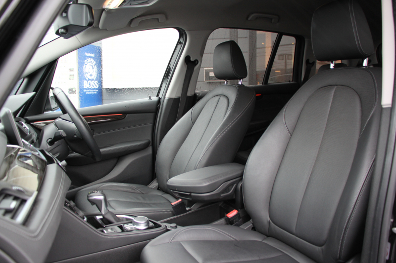 BMW 2シリーズ 218d ｸﾞﾗﾝﾂｱﾗｰ ﾗｸﾞｼﾞｭｱﾘｰ 後期 ﾌｪｲｽﾘﾌﾄ後 3列7人乗 ADｱｸﾃｨﾌﾞｾｰﾌﾃｨ&ｺﾝﾌｫｰﾄP 追従ACC HUD ﾋｰﾀｰ黒革 電動ﾄﾗﾝｸ LEDﾍｯﾄﾞﾗｲﾄ ﾀｯﾁ画面HDDﾅﾋﾞﾊﾟｰｷﾝｸﾞｱｼｽﾄ 衝突軽減ﾌﾞﾚｰｷ 車線逸脱警告 歩行者警告 2年保証