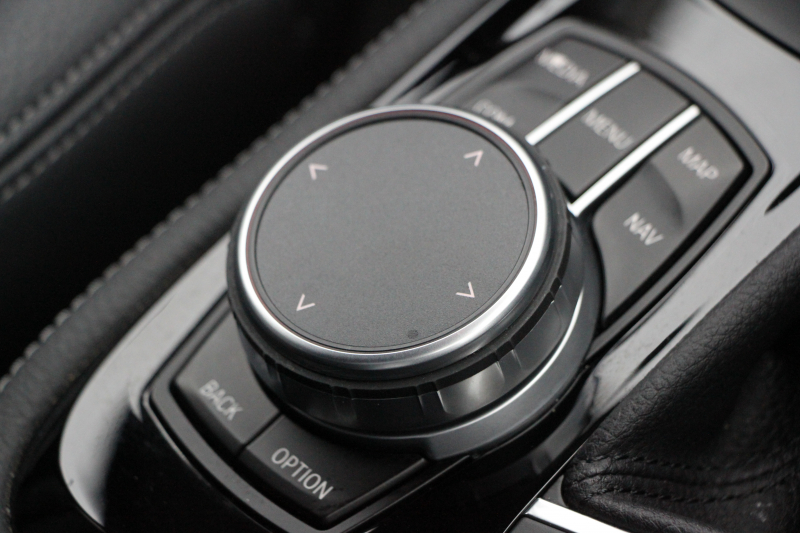 BMW 2シリーズ 218d ｸﾞﾗﾝﾂｱﾗｰ ﾗｸﾞｼﾞｭｱﾘｰ 後期 ﾌｪｲｽﾘﾌﾄ後 3列7人乗 ADｱｸﾃｨﾌﾞｾｰﾌﾃｨ&ｺﾝﾌｫｰﾄP 追従ACC HUD ﾋｰﾀｰ黒革 電動ﾄﾗﾝｸ LEDﾍｯﾄﾞﾗｲﾄ ﾀｯﾁ画面HDDﾅﾋﾞﾊﾟｰｷﾝｸﾞｱｼｽﾄ 衝突軽減ﾌﾞﾚｰｷ 車線逸脱警告 歩行者警告 2年保証