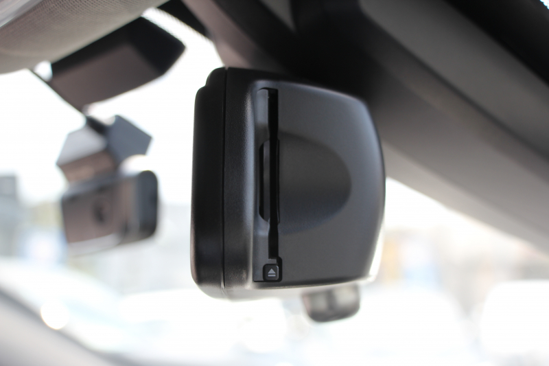 BMW 2シリーズ 218d ｸﾞﾗﾝﾂｱﾗｰ ﾗｸﾞｼﾞｭｱﾘｰ 後期 ﾌｪｲｽﾘﾌﾄ後 3列7人乗 ADｱｸﾃｨﾌﾞｾｰﾌﾃｨ&ｺﾝﾌｫｰﾄP 追従ACC HUD ﾋｰﾀｰ黒革 電動ﾄﾗﾝｸ LEDﾍｯﾄﾞﾗｲﾄ ﾀｯﾁ画面HDDﾅﾋﾞﾊﾟｰｷﾝｸﾞｱｼｽﾄ 衝突軽減ﾌﾞﾚｰｷ 車線逸脱警告 歩行者警告 2年保証