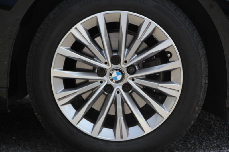 BMW 2シリーズ 218d ｸﾞﾗﾝﾂｱﾗｰ ﾗｸﾞｼﾞｭｱﾘｰ 後期 ﾌｪｲｽﾘﾌﾄ後 3列7人乗 ADｱｸﾃｨﾌﾞｾｰﾌﾃｨ&ｺﾝﾌｫｰﾄP 追従ACC HUD ﾋｰﾀｰ黒革 電動ﾄﾗﾝｸ LEDﾍｯﾄﾞﾗｲﾄ ﾀｯﾁ画面HDDﾅﾋﾞﾊﾟｰｷﾝｸﾞｱｼｽﾄ 衝突軽減ﾌﾞﾚｰｷ 車線逸脱警告 歩行者警告 2年保証