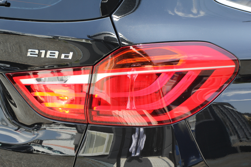 BMW 2シリーズ 218d ｸﾞﾗﾝﾂｱﾗｰ ﾗｸﾞｼﾞｭｱﾘｰ 後期 ﾌｪｲｽﾘﾌﾄ後 3列7人乗 ADｱｸﾃｨﾌﾞｾｰﾌﾃｨ&ｺﾝﾌｫｰﾄP 追従ACC HUD ﾋｰﾀｰ黒革 電動ﾄﾗﾝｸ LEDﾍｯﾄﾞﾗｲﾄ ﾀｯﾁ画面HDDﾅﾋﾞﾊﾟｰｷﾝｸﾞｱｼｽﾄ 衝突軽減ﾌﾞﾚｰｷ 車線逸脱警告 歩行者警告 2年保証