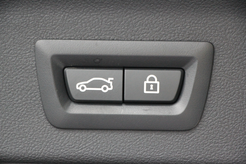 BMW X3 Xdrive20d Mｽﾎﾟｰﾂ ﾊｲﾗｲﾝ 中期 新型式3DA-UZ20 全席ﾋｰﾀｰ付ｺﾆｬｯｸﾚｻﾞｰ後席可倒調整 HUD BMWﾗｲﾌﾞｺｯｸﾋﾟｯﾄﾞ変更後ﾀｯﾁ画面HDDﾅﾋﾞAppleCarPlay Hifiｽﾋﾟｰｶｰ 360度ｶﾒﾗ 19AW 追従ACC 衝突軽減ﾌﾞﾚｰｷ 2年保証