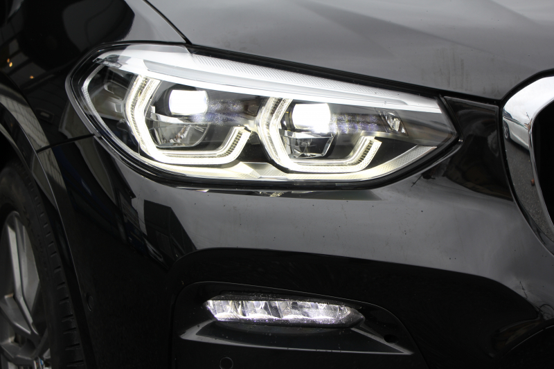 BMW X3 Xdrive20d Mｽﾎﾟｰﾂ ﾊｲﾗｲﾝ 中期 新型式3DA-UZ20 全席ﾋｰﾀｰ付ｺﾆｬｯｸﾚｻﾞｰ後席可倒調整 HUD BMWﾗｲﾌﾞｺｯｸﾋﾟｯﾄﾞ変更後ﾀｯﾁ画面HDDﾅﾋﾞAppleCarPlay Hifiｽﾋﾟｰｶｰ 360度ｶﾒﾗ 19AW 追従ACC 衝突軽減ﾌﾞﾚｰｷ 2年保証