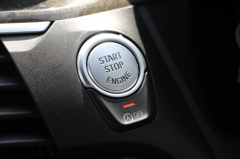 BMW X3 Xdrive20d Mｽﾎﾟｰﾂ ﾊｲﾗｲﾝ 中期 新型式3DA-UZ20 ｺﾆｬｯｸﾚｻﾞｰ 全席ﾋｰﾀｰ ﾘｱｼｰﾄ可倒調整 BMWﾗｲﾌﾞｺｯｸﾋﾟｯﾄﾞHUD 変更後ﾀｯﾁ画面HDDﾅﾋﾞAppleCarPlay Hifiｽﾋﾟｰｶｰ 360度ｶﾒﾗ 19AW 追従ACC 衝突軽減ﾌﾞﾚｰｷ 2年保証