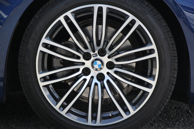 BMW 5シリーズ 523d ﾂｰﾘﾝｸﾞMｽﾎﾟｰﾂ ﾊｲﾗｲﾝ ﾃﾞﾋﾞｭｰP 1ｵﾅ 全席ﾋｰﾀｰ付ﾍﾞｰｼﾞｭ革 ｿﾌﾄｸﾛｰｽﾞﾄﾞｱ HUD ｼﾞｪｽﾁｬｰC LEDﾍｯﾄﾞﾗｲﾄ ｵｰﾄﾊｲﾋﾞｰﾑ 追従ACC 液晶ﾒｰﾀｰ ﾀｯﾁ画面HDDﾅﾋﾞ360度ｶﾒﾗ 電動ﾄﾗﾝｸ 19AW 専用ｴｱﾛ 2年保証