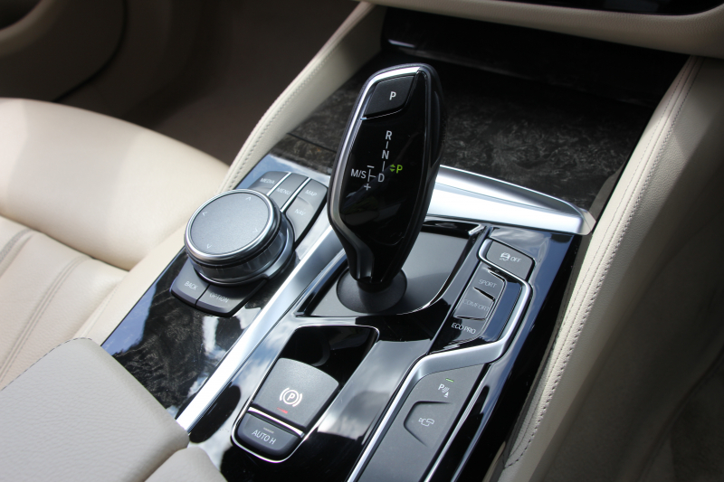 BMW 5シリーズ 523d ﾂｰﾘﾝｸﾞMｽﾎﾟｰﾂ ﾊｲﾗｲﾝ ﾃﾞﾋﾞｭｰP 1ｵﾅ 全席ﾋｰﾀｰ付ﾍﾞｰｼﾞｭ革 ｿﾌﾄｸﾛｰｽﾞﾄﾞｱ HUD ｼﾞｪｽﾁｬｰC LEDﾍｯﾄﾞﾗｲﾄ ｵｰﾄﾊｲﾋﾞｰﾑ 追従ACC 液晶ﾒｰﾀｰ ﾀｯﾁ画面HDDﾅﾋﾞ360度ｶﾒﾗ 電動ﾄﾗﾝｸ 19AW 専用ｴｱﾛ 2年保証