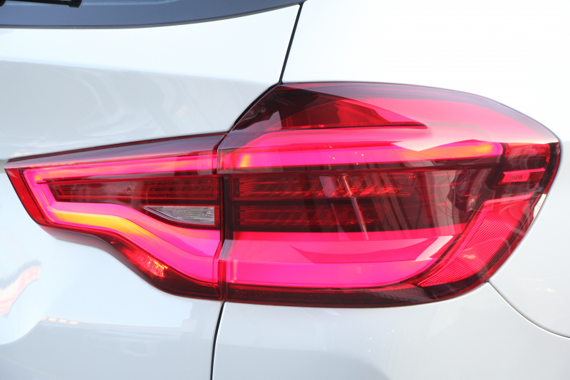 BMW X3 Xdrive20d Mｽﾎﾟｰﾂ ﾊｲﾗｲﾝ 中期 新型式3DA-UZ20 ｺﾆｬｯｸﾚｻﾞｰ 全席ﾋｰﾀｰ ﾘｱｼｰﾄ可倒調整 BMWﾗｲﾌﾞｺｯｸﾋﾟｯﾄﾞHUD 変更後ﾀｯﾁ画面HDDﾅﾋﾞAppleCarPlay Hifiｽﾋﾟｰｶｰ 360度ｶﾒﾗ 19AW 追従ACC 衝突軽減ﾌﾞﾚｰｷ 2年保証