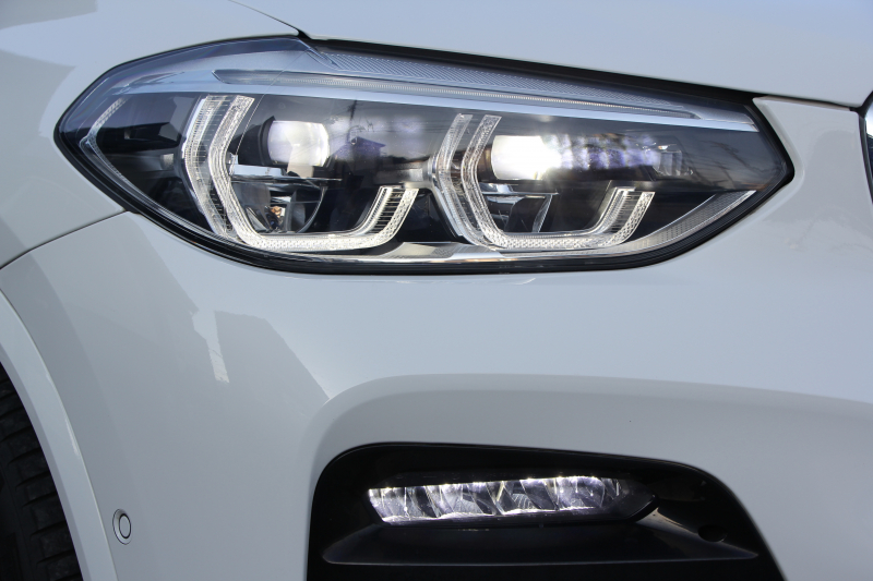 BMW X3 Xdrive20d Mｽﾎﾟｰﾂ ﾊｲﾗｲﾝ 中期 新型式3DA-UZ20 ｺﾆｬｯｸﾚｻﾞｰ 全席ﾋｰﾀｰ ﾘｱｼｰﾄ可倒調整 BMWﾗｲﾌﾞｺｯｸﾋﾟｯﾄﾞHUD 変更後ﾀｯﾁ画面HDDﾅﾋﾞAppleCarPlay Hifiｽﾋﾟｰｶｰ 360度ｶﾒﾗ 19AW 追従ACC 衝突軽減ﾌﾞﾚｰｷ 2年保証