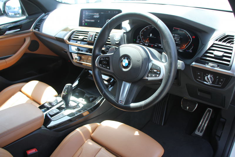 BMW X3 Xdrive20d Mｽﾎﾟｰﾂ ﾊｲﾗｲﾝ 中期 新型式3DA-UZ20 ｺﾆｬｯｸﾚｻﾞｰ 全席ﾋｰﾀｰ ﾘｱｼｰﾄ可倒調整 BMWﾗｲﾌﾞｺｯｸﾋﾟｯﾄﾞHUD 変更後ﾀｯﾁ画面HDDﾅﾋﾞAppleCarPlay Hifiｽﾋﾟｰｶｰ 360度ｶﾒﾗ 19AW 追従ACC 衝突軽減ﾌﾞﾚｰｷ 2年保証