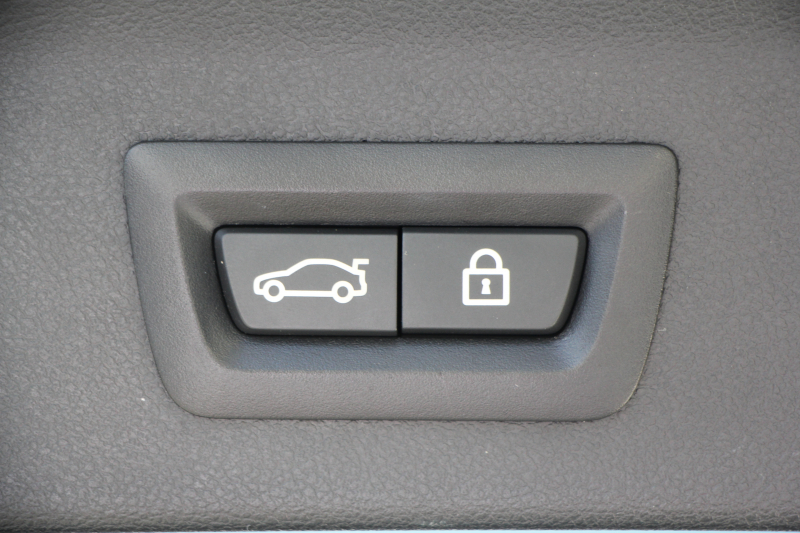 BMW X3 Xdrive20d Mｽﾎﾟｰﾂ ﾊｲﾗｲﾝ 中期 新型式3DA-UZ20 ｺﾆｬｯｸﾚｻﾞｰ 全席ﾋｰﾀｰ ﾘｱｼｰﾄ可倒調整 BMWﾗｲﾌﾞｺｯｸﾋﾟｯﾄﾞHUD 変更後ﾀｯﾁ画面HDDﾅﾋﾞAppleCarPlay Hifiｽﾋﾟｰｶｰ 360度ｶﾒﾗ 19AW 追従ACC 衝突軽減ﾌﾞﾚｰｷ 2年保証