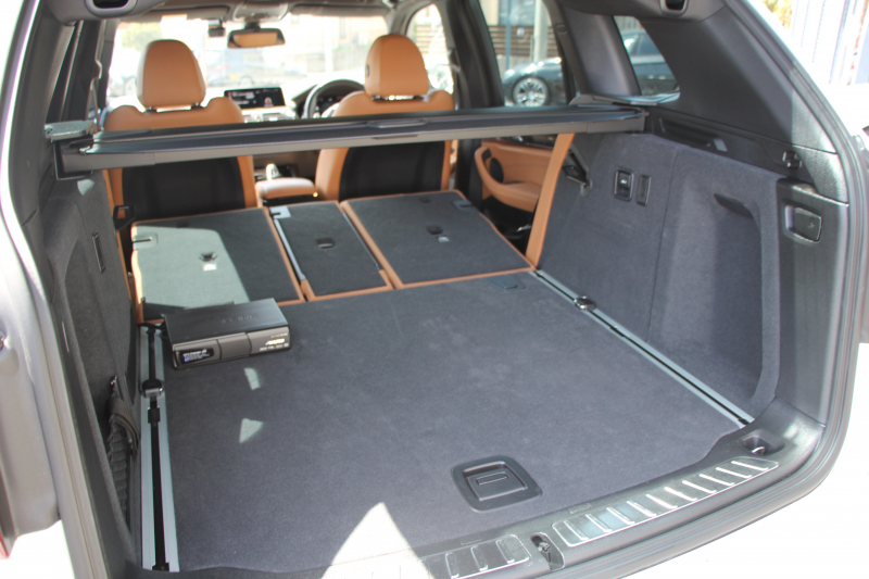 BMW X3 Xdrive20d Mｽﾎﾟｰﾂ ﾊｲﾗｲﾝ 中期 新型式3DA-UZ20 ｺﾆｬｯｸﾚｻﾞｰ 全席ﾋｰﾀｰ ﾘｱｼｰﾄ可倒調整 BMWﾗｲﾌﾞｺｯｸﾋﾟｯﾄﾞHUD 変更後ﾀｯﾁ画面HDDﾅﾋﾞAppleCarPlay Hifiｽﾋﾟｰｶｰ 360度ｶﾒﾗ 19AW 追従ACC 衝突軽減ﾌﾞﾚｰｷ 2年保証