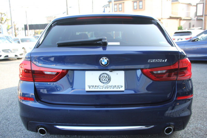 BMW 5シリーズ 523d ﾂｰﾘﾝｸﾞﾗｸﾞｼﾞｭｱﾘｰ 全席ﾋｰﾀｰ黒革 HUD 追従ACC ｽﾃｱﾘﾝｸﾞｻﾎﾟｰﾄ 液晶ﾒｰﾀｰ ﾀｯﾁ画面HDDﾅﾋﾞTV Pｱｼｽﾄﾌﾟﾗｽ 360度ｶﾒﾗ LEDﾍｯﾄﾞﾗｲﾄ ｵｰﾄﾊｲﾋﾞｰﾑ PDC緊急ﾌﾞﾚｰｷ 電動ﾄﾗﾝｸ ｱﾝﾋﾞｴﾝﾄﾗｲﾄ 2年保証