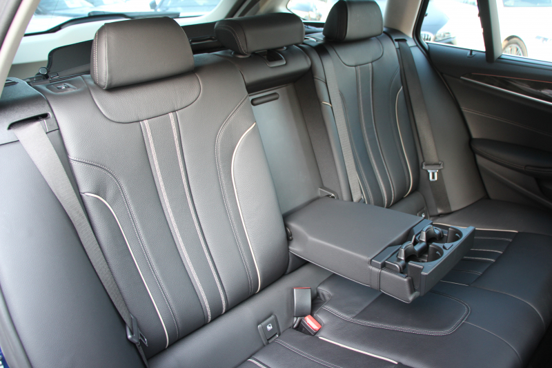 BMW 5シリーズ 523d ﾂｰﾘﾝｸﾞﾗｸﾞｼﾞｭｱﾘｰ 全席ﾋｰﾀｰ黒革 HUD 追従ACC ｽﾃｱﾘﾝｸﾞｻﾎﾟｰﾄ 液晶ﾒｰﾀｰ ﾀｯﾁ画面HDDﾅﾋﾞTV Pｱｼｽﾄﾌﾟﾗｽ 360度ｶﾒﾗ LEDﾍｯﾄﾞﾗｲﾄ ｵｰﾄﾊｲﾋﾞｰﾑ PDC緊急ﾌﾞﾚｰｷ 電動ﾄﾗﾝｸ ｱﾝﾋﾞｴﾝﾄﾗｲﾄ 2年保証