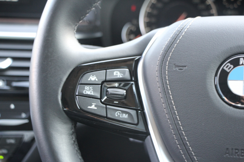 BMW 5シリーズ 523d ﾂｰﾘﾝｸﾞﾗｸﾞｼﾞｭｱﾘｰ 全席ﾋｰﾀｰ黒革 HUD 追従ACC ｽﾃｱﾘﾝｸﾞｻﾎﾟｰﾄ 液晶ﾒｰﾀｰ ﾀｯﾁ画面HDDﾅﾋﾞTV Pｱｼｽﾄﾌﾟﾗｽ 360度ｶﾒﾗ LEDﾍｯﾄﾞﾗｲﾄ ｵｰﾄﾊｲﾋﾞｰﾑ PDC緊急ﾌﾞﾚｰｷ 電動ﾄﾗﾝｸ ｱﾝﾋﾞｴﾝﾄﾗｲﾄ 2年保証