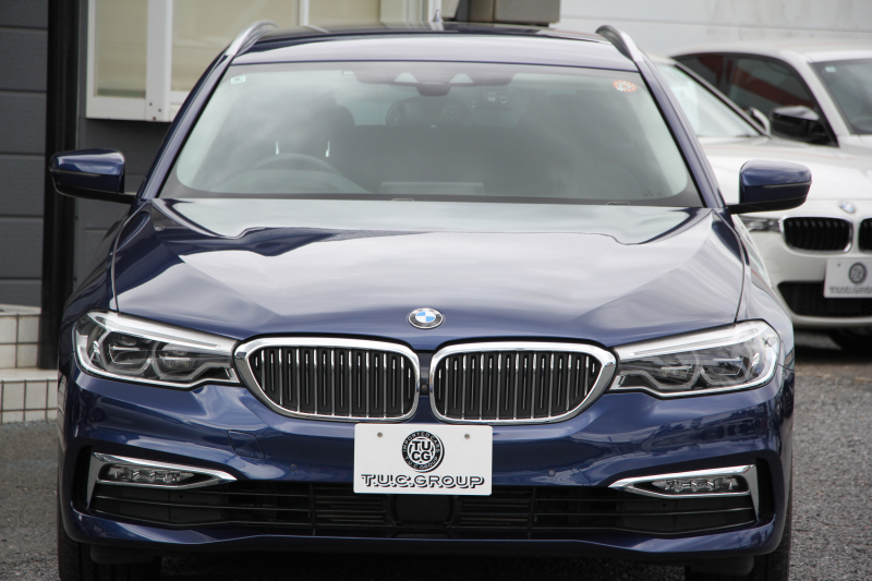 BMW 5シリーズ 523d ﾂｰﾘﾝｸﾞﾗｸﾞｼﾞｭｱﾘｰ 全席ﾋｰﾀｰ黒革 HUD 追従ACC ｽﾃｱﾘﾝｸﾞｻﾎﾟｰﾄ 液晶ﾒｰﾀｰ ﾀｯﾁ画面HDDﾅﾋﾞTV Pｱｼｽﾄﾌﾟﾗｽ 360度ｶﾒﾗ LEDﾍｯﾄﾞﾗｲﾄ ｵｰﾄﾊｲﾋﾞｰﾑ PDC緊急ﾌﾞﾚｰｷ 電動ﾄﾗﾝｸ ｱﾝﾋﾞｴﾝﾄﾗｲﾄ 2年保証