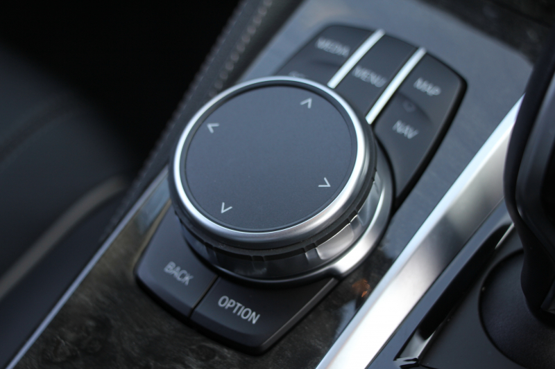 BMW 5シリーズ 523d ﾂｰﾘﾝｸﾞﾗｸﾞｼﾞｭｱﾘｰ 全席ﾋｰﾀｰ黒革 HUD 追従ACC ｽﾃｱﾘﾝｸﾞｻﾎﾟｰﾄ 液晶ﾒｰﾀｰ ﾀｯﾁ画面HDDﾅﾋﾞTV Pｱｼｽﾄﾌﾟﾗｽ 360度ｶﾒﾗ LEDﾍｯﾄﾞﾗｲﾄ ｵｰﾄﾊｲﾋﾞｰﾑ PDC緊急ﾌﾞﾚｰｷ 電動ﾄﾗﾝｸ ｱﾝﾋﾞｴﾝﾄﾗｲﾄ 2年保証