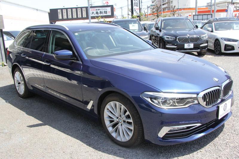 BMW 5シリーズ 523d ﾂｰﾘﾝｸﾞﾗｸﾞｼﾞｭｱﾘｰ 全席ﾋｰﾀｰ黒革 HUD 追従ACC ｽﾃｱﾘﾝｸﾞｻﾎﾟｰﾄ 液晶ﾒｰﾀｰ ﾀｯﾁ画面HDDﾅﾋﾞTV Pｱｼｽﾄﾌﾟﾗｽ 360度ｶﾒﾗ LEDﾍｯﾄﾞﾗｲﾄ ｵｰﾄﾊｲﾋﾞｰﾑ PDC緊急ﾌﾞﾚｰｷ 電動ﾄﾗﾝｸ ｱﾝﾋﾞｴﾝﾄﾗｲﾄ 2年保証