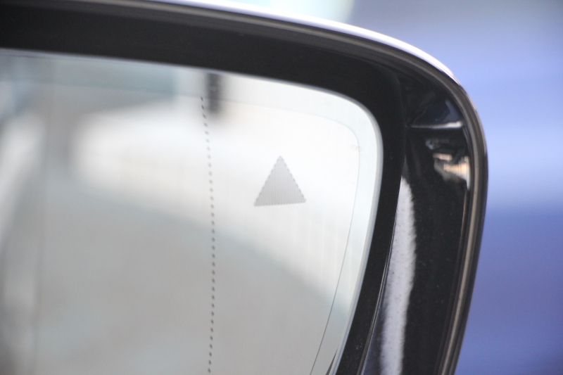 BMW 5シリーズ 523d ﾂｰﾘﾝｸﾞﾗｸﾞｼﾞｭｱﾘｰ 全席ﾋｰﾀｰ黒革 HUD 追従ACC ｽﾃｱﾘﾝｸﾞｻﾎﾟｰﾄ 液晶ﾒｰﾀｰ ﾀｯﾁ画面HDDﾅﾋﾞTV Pｱｼｽﾄﾌﾟﾗｽ 360度ｶﾒﾗ LEDﾍｯﾄﾞﾗｲﾄ ｵｰﾄﾊｲﾋﾞｰﾑ PDC緊急ﾌﾞﾚｰｷ 電動ﾄﾗﾝｸ ｱﾝﾋﾞｴﾝﾄﾗｲﾄ 2年保証