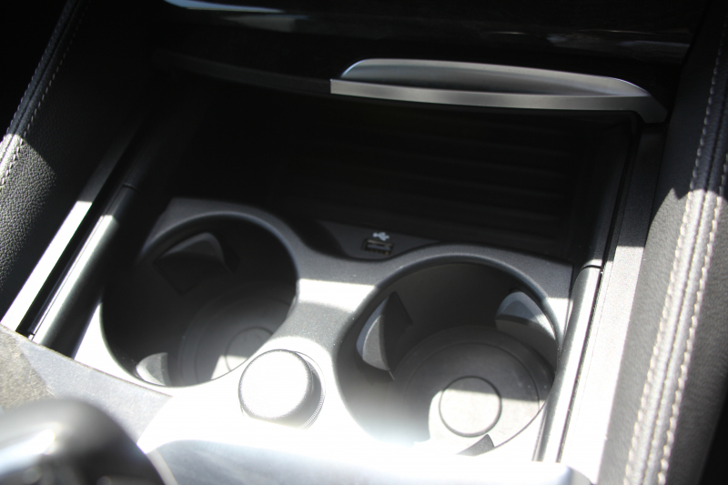 BMW 5シリーズ 523d ﾂｰﾘﾝｸﾞﾗｸﾞｼﾞｭｱﾘｰ 全席ﾋｰﾀｰ黒革 HUD 追従ACC ｽﾃｱﾘﾝｸﾞｻﾎﾟｰﾄ 液晶ﾒｰﾀｰ ﾀｯﾁ画面HDDﾅﾋﾞTV Pｱｼｽﾄﾌﾟﾗｽ 360度ｶﾒﾗ LEDﾍｯﾄﾞﾗｲﾄ ｵｰﾄﾊｲﾋﾞｰﾑ PDC緊急ﾌﾞﾚｰｷ 電動ﾄﾗﾝｸ ｱﾝﾋﾞｴﾝﾄﾗｲﾄ 2年保証