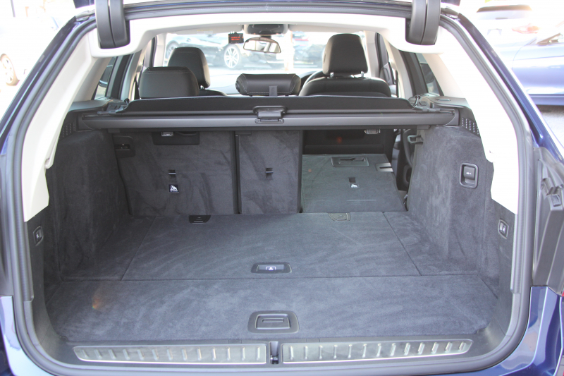 BMW 5シリーズ 523d ﾂｰﾘﾝｸﾞﾗｸﾞｼﾞｭｱﾘｰ 全席ﾋｰﾀｰ黒革 HUD 追従ACC ｽﾃｱﾘﾝｸﾞｻﾎﾟｰﾄ 液晶ﾒｰﾀｰ ﾀｯﾁ画面HDDﾅﾋﾞTV Pｱｼｽﾄﾌﾟﾗｽ 360度ｶﾒﾗ LEDﾍｯﾄﾞﾗｲﾄ ｵｰﾄﾊｲﾋﾞｰﾑ PDC緊急ﾌﾞﾚｰｷ 電動ﾄﾗﾝｸ ｱﾝﾋﾞｴﾝﾄﾗｲﾄ 2年保証