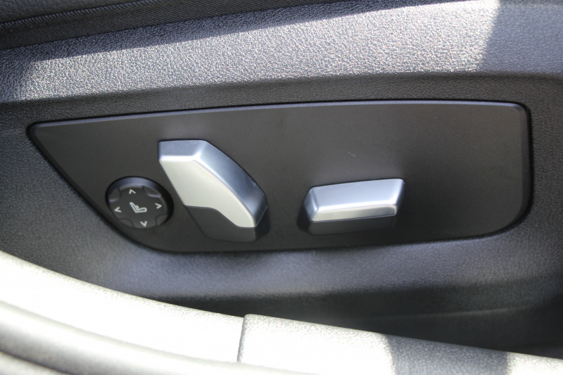 BMW 5シリーズ 523d ﾂｰﾘﾝｸﾞﾗｸﾞｼﾞｭｱﾘｰ 全席ﾋｰﾀｰ黒革 HUD 追従ACC ｽﾃｱﾘﾝｸﾞｻﾎﾟｰﾄ 液晶ﾒｰﾀｰ ﾀｯﾁ画面HDDﾅﾋﾞTV Pｱｼｽﾄﾌﾟﾗｽ 360度ｶﾒﾗ LEDﾍｯﾄﾞﾗｲﾄ ｵｰﾄﾊｲﾋﾞｰﾑ PDC緊急ﾌﾞﾚｰｷ 電動ﾄﾗﾝｸ ｱﾝﾋﾞｴﾝﾄﾗｲﾄ 2年保証